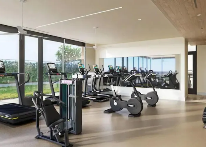 2 Bedroom Lux Panoramic View - Rainey