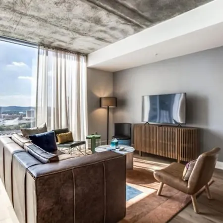 2 Bedroom Lux Panoramic View - Rainey Austin Exterior photo