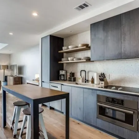 2 Bedroom Lux Panoramic View - Rainey Austin Exterior photo