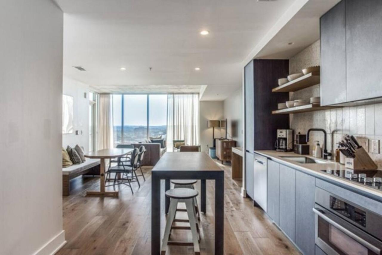 2 Bedroom Lux Panoramic View - Rainey Appartamento *