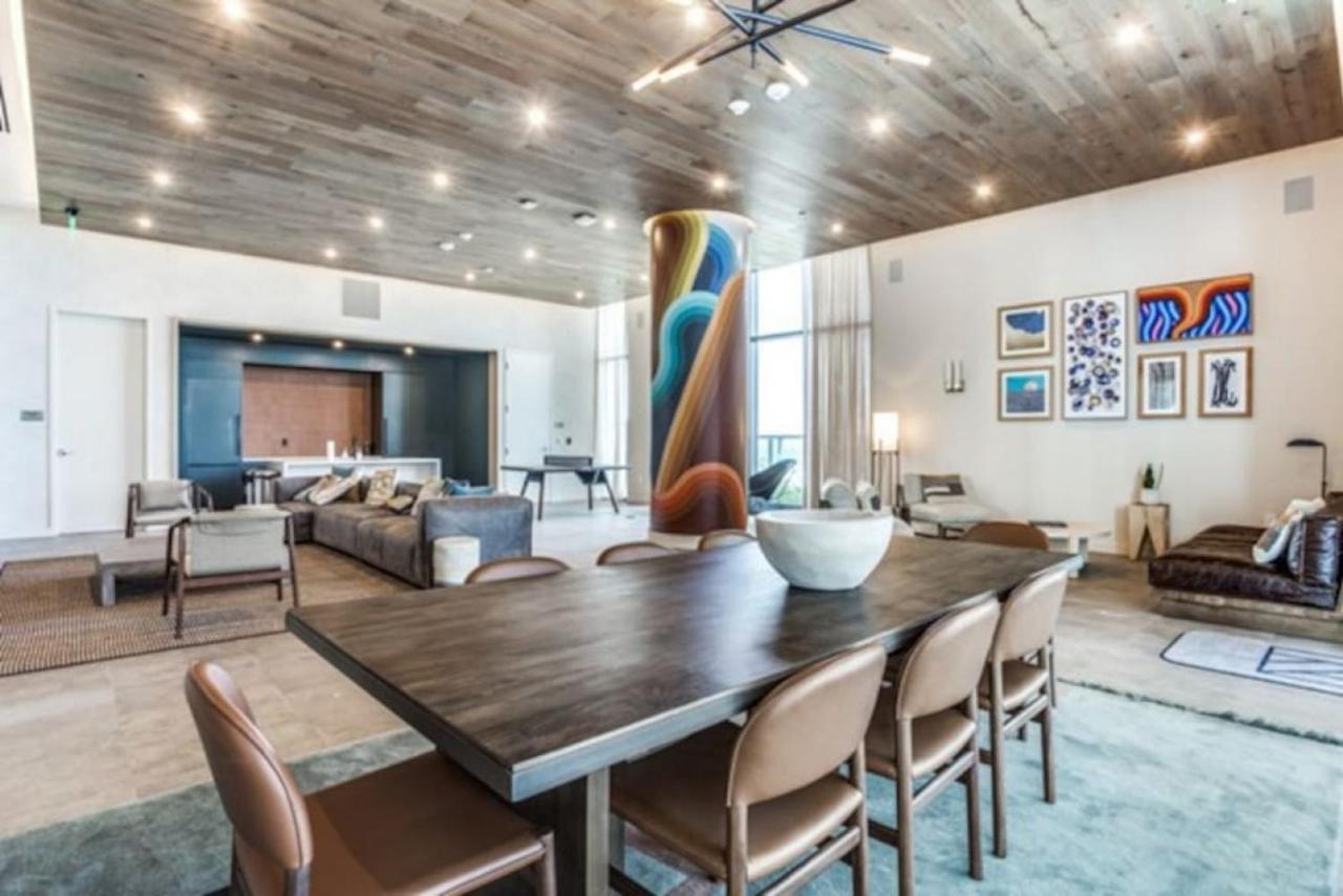 Appartamento 2 Bedroom Lux Panoramic View - Rainey Austin